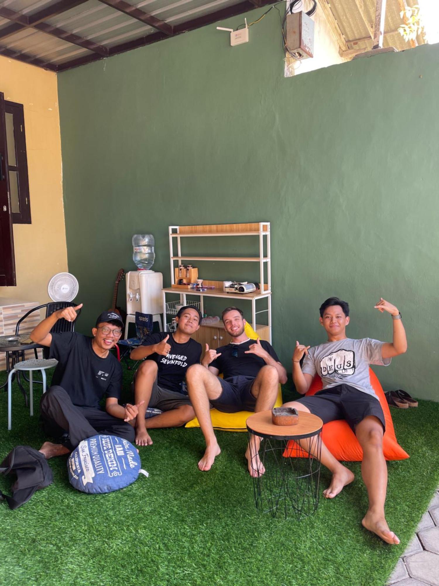 Offspring Ijen Hostel Banyuwangi Extérieur photo