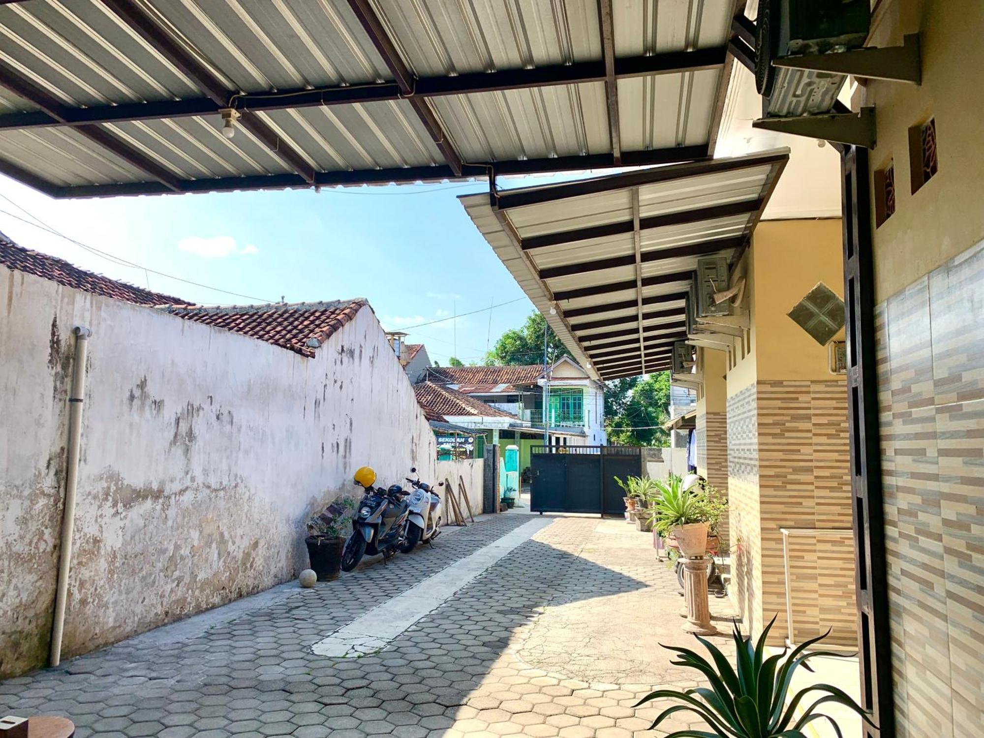 Offspring Ijen Hostel Banyuwangi Extérieur photo